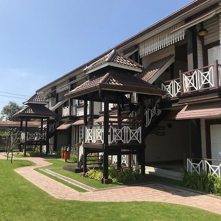 Silver Lake Hotel Nyaungshwe Township Exterior photo